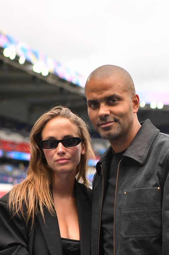 L'ancien basketteur a racheté une station de ski dans le Vercors en 2019
 
Tony Parker et sa compagne Agathe Teyssier avant l'épreuve finale de football opposant la France à l'Espagne lors des Jeux Olympiques de Paris 2024 (JO) au Parc des Princes, à Paris, France, le 9 août 2024. © Jacovides-Perusseau/Bestimage