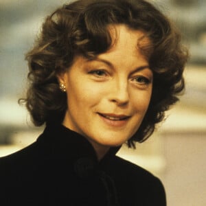 Archives - En France, à Paris, Romy Schneider sur un plateau de télévision. Le 4 février 1980