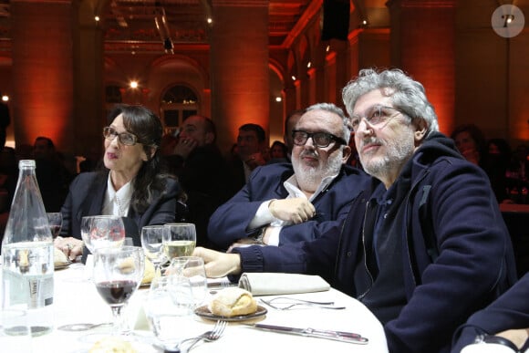 L'ancien complice d'Alain Chabat et de Chantal Lauby avec les Nuls...Chantal Lauby, Dominique Farrugia et Alain Chabat aka Les Nuls assistant à la 26e cérémonie de remise des Trophees du Film Francais au Palais Brongniart à Paris, France le 05 février 2019. Photo par Jerome Domine/ABACAPRESS.COM