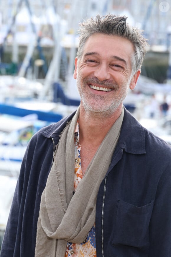 Stephane Blancafort au photocall de la série "Ici Tout Commence" lors de la 25ème édition du Festival de la fiction de la Rochelle, France. © Denis Guignebourg/BestImage