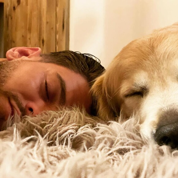 Celui qui considère ses animaux comme ses meilleurs amis a alors fait appel à sa communauté pour le retrouver. 
Rayane Bensetti n'hésite pas à poster ses animaux sur son compte Instagram.