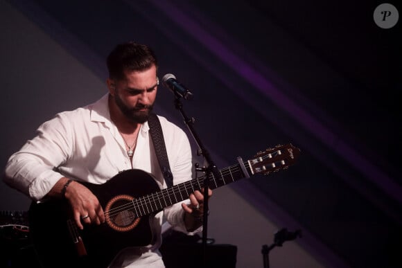 Exclusif - Kendji Girac - Célébration des 10 ans du centre commercial Beaugrenelle à Paris, France. Le 12 octobre 2023. © Christophe Clovis / Bestimage 