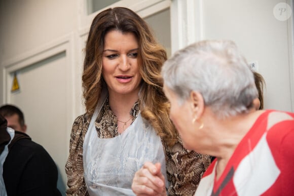 Marlène Schiappa à l'association "Action Insertion Solidarité" à Champigny-sur-Marne, France. © Baptiste Autissier/Panoramic/bestimage