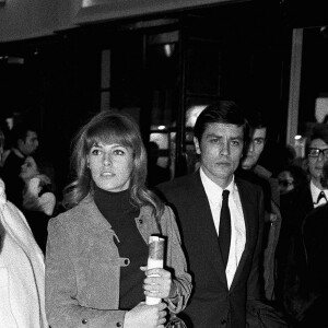 pourtant, la comédienne a gardé le nom de famille de son ex
Alain et Nathalie Delon (archive)