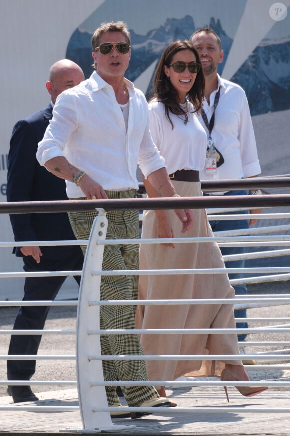 L'acteur Brad Pitt et sa petite amie, Ines de Ramon, arrivent à Venise pendant la 81e Mostra du festival du film de Venise, le 31 août 2024 à Venise, en Italie. Photo par MvS/Splash News/ABACAPRESS.COM