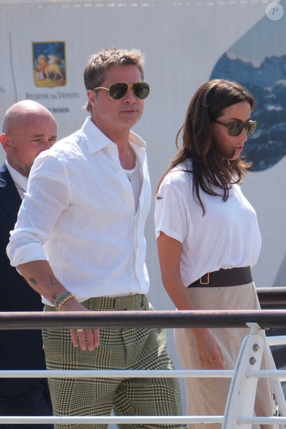 L'acteur Brad Pitt et sa petite amie, Ines de Ramon, arrivent à Venise pendant la 81e Mostra du festival du film de Venise, le 31 août 2024 à Venise, en Italie. Photo par MvS/Splash News/ABACAPRESS.COM