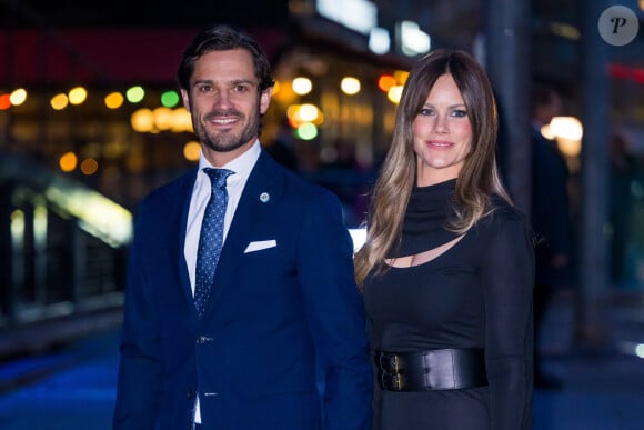 Princesse Sofia, Prince Carl Philip - La famille royale de Suède à son arrivée au concert pour l'ouverture du Parlement 2022 (Riksmötets öppnande) à Stockholm. Le 27 septembre 2022 