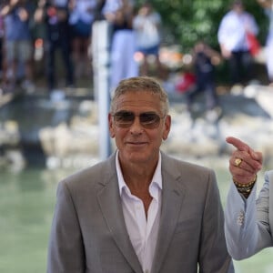 Venise, ITALIE - Venezia, 81ème Festival International du Film de Venise - George Clooney et Brad Pitt au photocall pour The Wolfs.