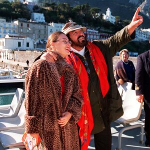 Luciano Pavarotti et son épouse Nicoletta Mantovani en 1996.