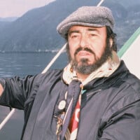 Luciano Pavarotti : Ligne haute tension, odeur du crottin de cheval... sa maison en Italie a de quoi étonner