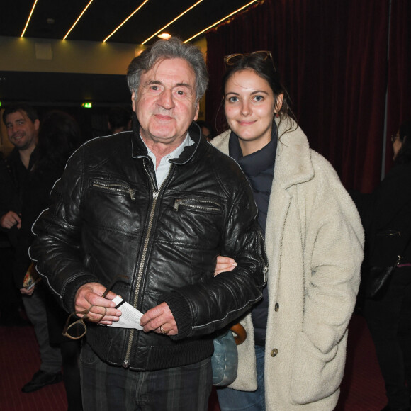 Alors qu'ils viennent de travailler ensemble sur un film 
Daniel Auteuil et sa fille Nelly - People au concert de Dave à Bobino à Paris le 18 novembre 2019. © Coadic Guirec/Bestimage