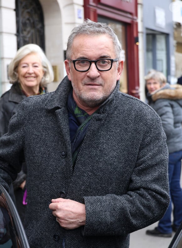 Exclusif - Christophe Dechavanne à la sortie des studios RTL à Neuilly-sur-Seine, France, le 30 janvier 2024.