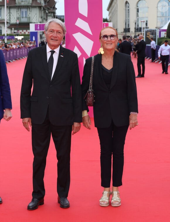 Philippe Augier (maire de Deauville) et sa femme Béatrice - Arrivées à la soirée d'ouverture de la 50ème édition du Festival du Cinema Américain de Deauville, France, le 6 septembre 2024. © Denis Guignebourg/BestImage 