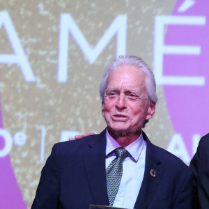 Michael Douglas, Anne d'Ornano et Philippe Augier le Maire de Deauville lors de la soirée d'ouverture de la 50eme édition du Festival du Cinema Américain de Deauville, France, le 6 Septembre 2024. © Denis Guignebourg/BestImage 