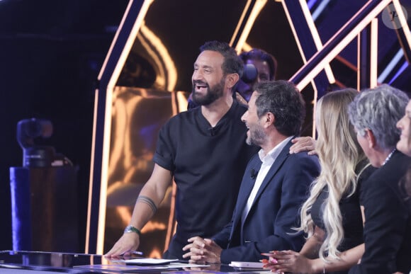 Exclusif - Cyril Hanouna, Bernard Montiel, sur le plateau de l’enregistrement de l’émission « Face à Hanouna » présentée parC.Hanouna et diffusée sur C8 le 08 septembre 2024, à Paris, France, le 05 septembre 2024. © Jack Tribeca / Bestimage  No web pour la Belgique et la Suisse 