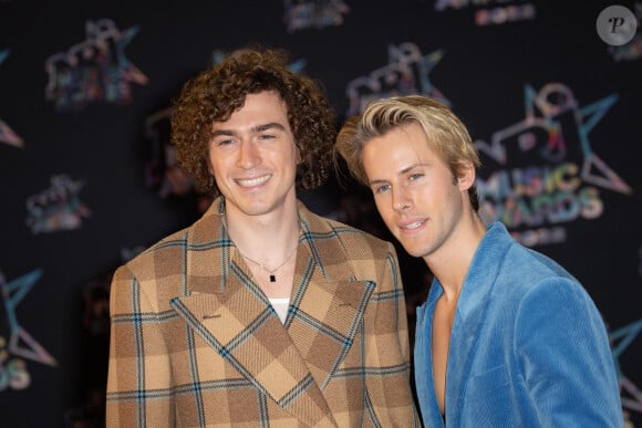 Formé en 2015, le duo est l'un des plus célèbres dans le monde de la musique électro
Dorian Lauduique et César de Rummel du groupe Ofenbach assistent au 24ème NRJ Music Awards - Red Carpet arrivals au Palais des Festivals le 18 novembre 2022 à Cannes, France. Photo par Shootpix/ABACAPRESS.COM