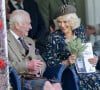 Le roi Charles III d'Angleterre et Camilla Parker Bowles, reine consort d'Angleterre, ont été pris d'un fou rire lors du Braemar Gathering 2024
Le roi Charles III d'Angleterre et Camilla Parker Bowles, reine consort d'Angleterre, partagent un fou rire lors du Braemar Gathering 2024