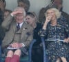 Hilare, le père des princes Harry et William a pleuré de rire lors des jeux Highland Gathering de Braemar, l'un des événements préférés de sa défunte mère Elizabeth II.
Le roi Charles III d'Angleterre et Camilla Parker Bowles, reine consort d'Angleterre, partagent un fou rire lors du Braemar Gathering