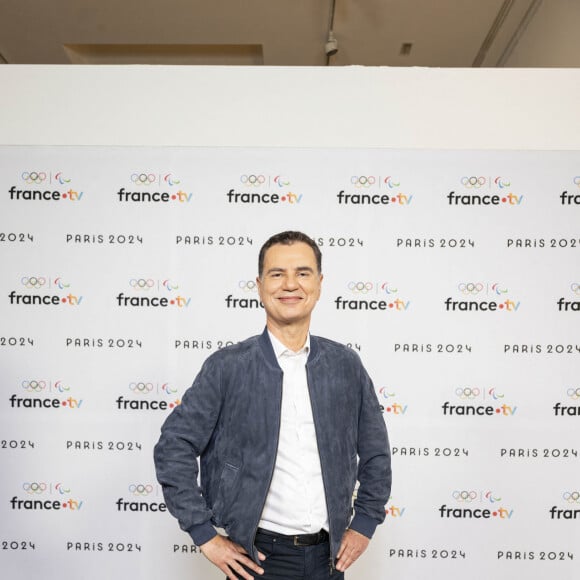 Laurent Luyat lors de la présentation des journalistes et chroniqueurs de France Télévisions pour les Jeux Olympiques 2024 au musée de l'Homme à Paris, le 11 juin. © Pierre Perusseau / Bestimage