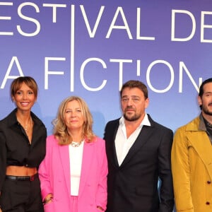 Les membres du jury, Pauline Gygax, Stephanie Pillonca, Sonia Rolland, Caroline Franc, Thierry Godard, Bastien Burger et Jérémy Nadeau - Soirée d'ouverture du festival de la fiction TV de La Rochelle le 10 septembre 2024. © Patrick Bernard/Bestimage