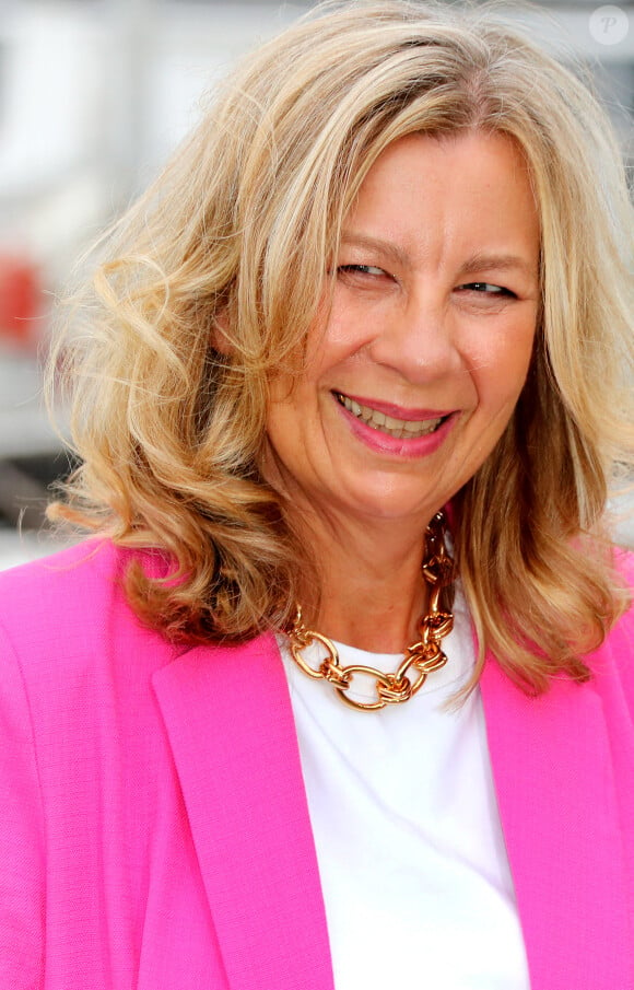 Caroline Franc membre du jury - Photocall du jury du festival de la fiction TV de La Rochelle le 10 septembre 2024. © Patrick Bernard/Bestimage