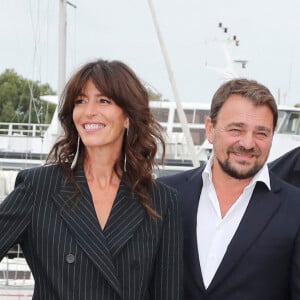 Les membres du jury Sonia Rolland, Bastien Burger, Pauline Gygax, Thierry Godard, Jeremy Nadeau, Caroline Franc et Stephanie Pillonca - Photocall du jury du festival de la fiction TV de La Rochelle le 10 septembre 2024. © Patrick Bernard/Bestimage