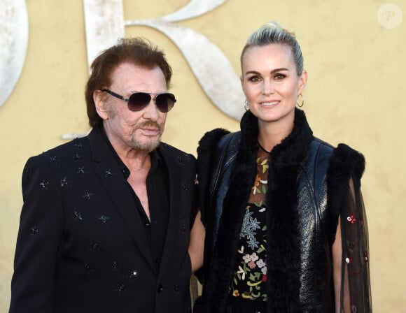 Johnny Hallyday et sa femme Laeticia à la présentation de la collection Dior croisière by Maria Grazia Chiuri à Calabasas, le 11 mai 2017. 