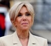 Ce jeudi 12 septembre 2024, le Tribunal judiciaire de Paris a condamné deux femmes pour avoir diffusé des rumeurs transphobes visant la première dame française, Brigitte Macron .
Emmanuel Macron, Président de la République Française, et la Première dame Brigitte Macron, accueillent les chefs d'Etat et de gouvernement présents à Paris pour la cérémonie d'ouverture des Jeux Olympiques de Paris 2024 (JO) © Dominique Jacovides - Pierre Perusseau / Bestimage