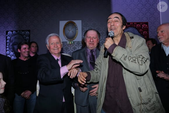 Michel Hidalgo, Didier Roustan - Exclusif - Prix special - Soiree des 80 ans de Michel Hidalgo (ancien selectionneur de l'equipe de France de football) au Palais Maillot a Paris le 25 mars 2013.