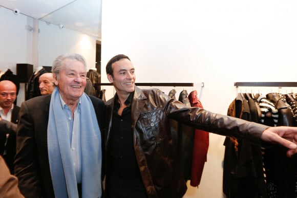 Exclusif - Alain Delon et son fils Anthony Delon - Lancement de la marque de vêtements de cuir "Anthony Delon 1985" chez Montaigne Market à Paris. Le 7 mars 2017 © Philippe Doignon / Bestimage 