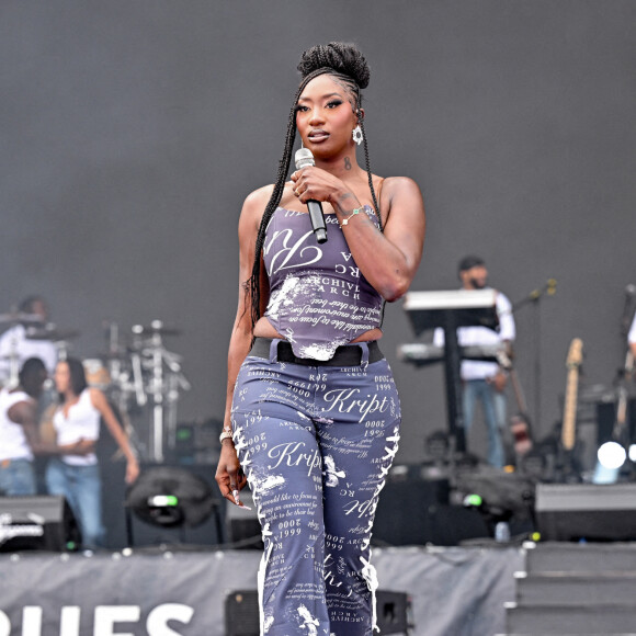 Dans un club très fermé...Aya Nakamura lors du Festival des Vieilles Charrues à Carhaix le 14 juillet 2023. Photo by Julien Reynaud/APS-Medias/ABACAPRESS.COM