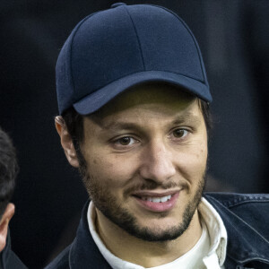 Vianney a réagi à une vidéo d'arrestation en partageant un message de soutien à Gisèle Pélicot
Vianney - People dans les tribunes du match de Ligue 1 Uber Eats "PSG-Lille" (3-1) au Parc des Princes à Paris. © Cyril Moreau/Bestimage