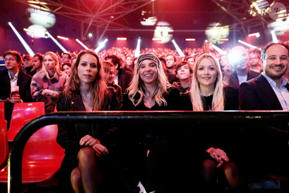 Exclusif - Tiphaine Auzière et ses amies - Personnalités lors de l'enregistrement de l'émission "Le gala des Pièces Jaunes, le concert événement" au Zenith de Paris, et diffusée le 28 janvier sur France 2. Le 25 janvier 2023 © Dominique Jacovides / Bestimage 