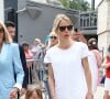 Dont Elise, 11 ans, fille de Tiphaine Auzière 
La première dame Brigitte Macron (Trogneux), sa fille Tiphaine Auzière et sa fille Elise vont voter à la mairie du Touquet pour le second tour des législatives, au Touquet le 18 juin 2017. Merci de flouter le visage des enfants avant publication - © Sébastien Valiela-Dominique Jacovides/Bestimage