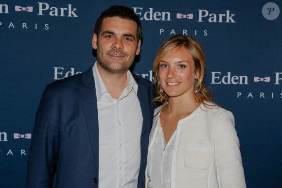 Info - Matthieu Lartot atteint d'un cancer, le journaliste sportif va être amputé de la jambe droite - Exclusif - Matthieu Lartot, Clémentine Sarlat - Avant-première du film "On voulait tout casser" au cinéma Gaumont Marignan à Paris, le 27 mai 2015. 