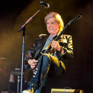 Exclusif - Jean-Louis Aubert en concert pour le festival du château de Solliès-Pont, France, le 16 juillet 2021. © Patrick Carpentier/Bestimage 