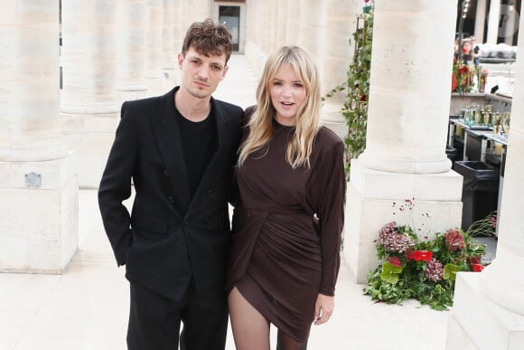 Semi-exclusif - Niels Schneider et sa compagne Virginie Efira - 35ème édition des "Trophées ANDAM" dans les jardins du Palais Royal à Paris, France, le 27 juin 2024. © Christophe Clovis / Bestimage