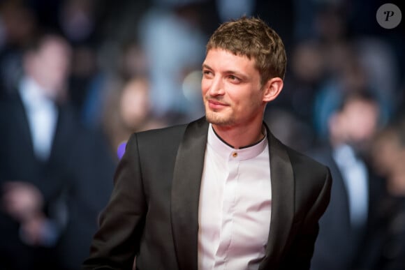 Niels Schneider - Montée des marches du film "Juste la fin du monde" lors du 69ème Festival International du Film de Cannes. Le 19 mai 2016. © Olivier Borde-Cyril Moreau/Bestimage  Red carpet for the movie "It's Only the End of the World" (Juste la fin du monde) during the 69th Cannes International Film festival. On may 19th 2016