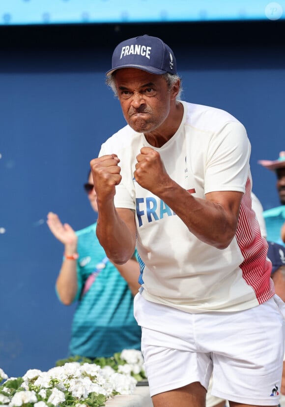 Yannick Noah, coach de l'équipe de France paralympique de tennis fauteuil lors de la rencontre de tennis fauteuil entre S.Houdet et M.delaPuente en quart de finale des jeux paralympiques Paris 2024 le 4 septembre 2024. © Dominique Jacovides / Bestimage