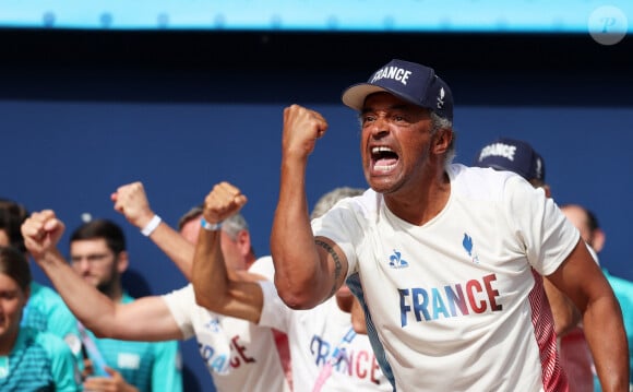 Yannick Noah, coach de l'équipe de France paralympique de tennis fauteuil lors de la rencontre de tennis fauteuil entre S.Houdet et M.delaPuente en quart de finale des jeux paralympiques Paris 2024 le 4 septembre 2024. © Dominique Jacovides / Bestimage 