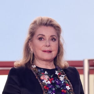 Nommée à 14 reprises, l'actrice de 80 ans a reçu deux fois le César de la meilleure actrice
 
Catherine Deneuve - Descente des marches du film " Marcello Mio " lors du 77ème Festival International du Film de Cannes, au Palais des Festivals à Cannes. Le 21 mai 2024 © Jacovides-Moreau / Bestimage