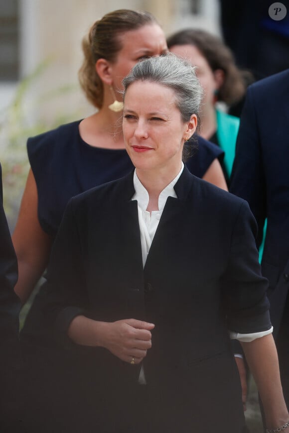 Lucie Castets - Lucie Castets et les représentants du Nouveau Front Populaire (NFP) à la sortie d'un entretien avec le Président de la République à l'Elysée le 23 août 2024. © Christophe Clovis / Bestimage