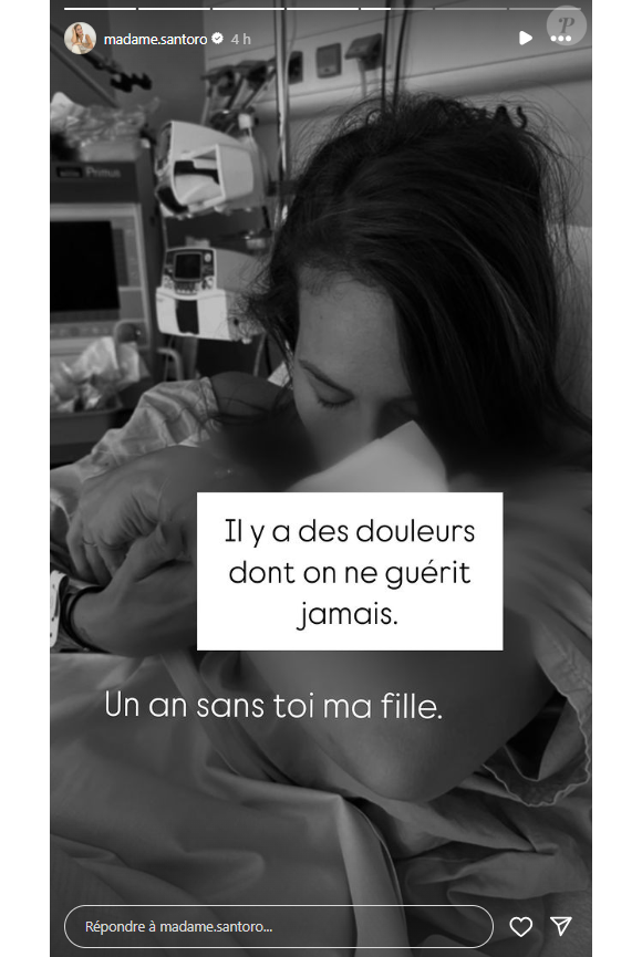 "Il y a des douleurs dont on ne guérit jamais", a-t-elle écrit en commentaire d'une photo prise à la maternité après son accouchement, son bébé dans les bras. Et d'ajouter : "Un an sans toi ma fille".
Camille Santoro rend hommage à son bébé décédé il y a un. Instagram