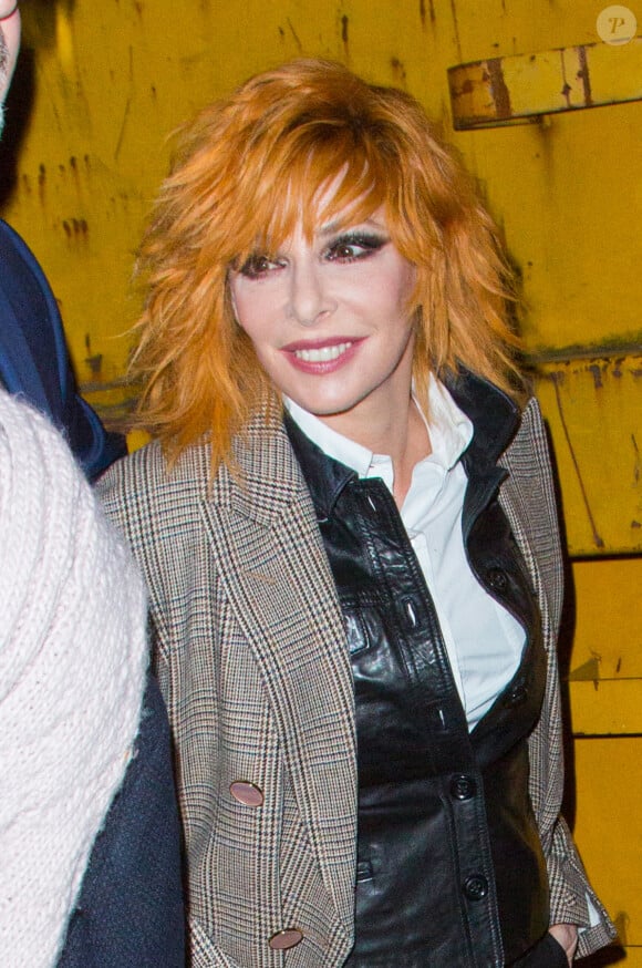 S'en est suivi un duo avec l'invité surprise Seal...
Mylene Farmer arrive au défilé Jean Paul Gaultier lors de la Haute Couture printemps/été 2020 à Paris le 22 janvier 2020. Photo par Nasser Berzane/ABACAPRESS.COM