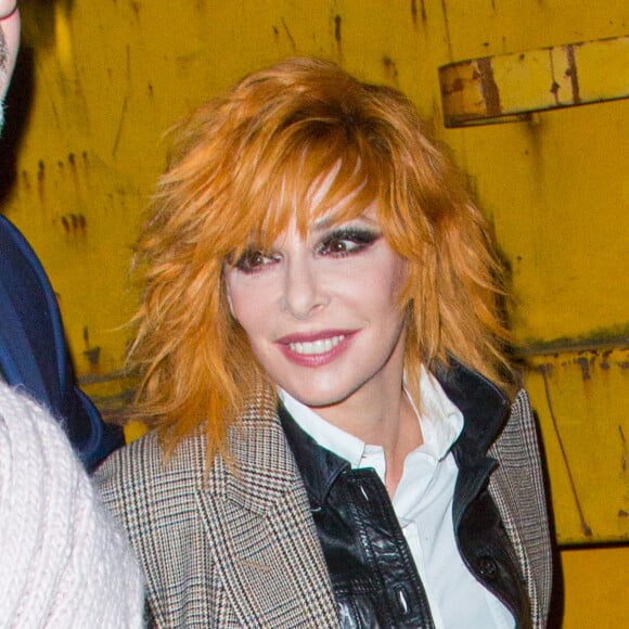 S'en est suivi un duo avec l'invité surprise Seal...
Mylene Farmer arrive au défilé Jean Paul Gaultier lors de la Haute Couture printemps/été 2020 à Paris le 22 janvier 2020. Photo par Nasser Berzane/ABACAPRESS.COM