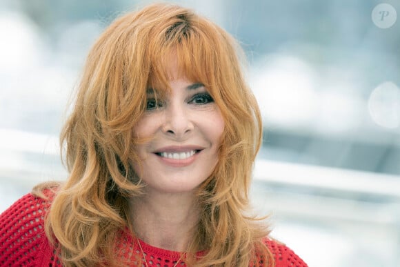 Mylene Farmer, membre du jury, assiste au photocall du jury lors du 74ème Festival de Cannes le 06 juillet 2021 à Cannes, France. Photo par David Niviere/ABACAPRESS.COM