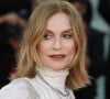 Bien qu'Isabelle Huppert soit la comédienne française la plus célèbre à travers le monde, elle est très discrète à propos de sa vie amoureuse.
Isabelle Huppert - Tapis rouge du film "Joker : Folie à deux" lors du 81ème festival international du film de Venise, la Mostra. © Mickael Chavet / Zuma Press / Bestimage 