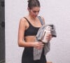 D'autant que les résultats sur le corps sont rapidement visibles, tant l'activité du Pilates Reformer s'appuie sur du gainage. Dans cette nouvelle quête de bien être et de mode de vie sain, cette nouvelle activité fait sensation. 
Kaia Gerber à la sortie d'un cours de Pilates dans le quartier de Brentwood, Los Angeles