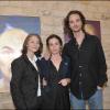 Jean-Michel Jarre a fait carton plein à Bercy le 25 mars 2010, en présence de son ex Charlotte Rampling, de leur fils David (tous deux en photo avec Ara Starck), et de son actuelle épouse, Anne Parillaud