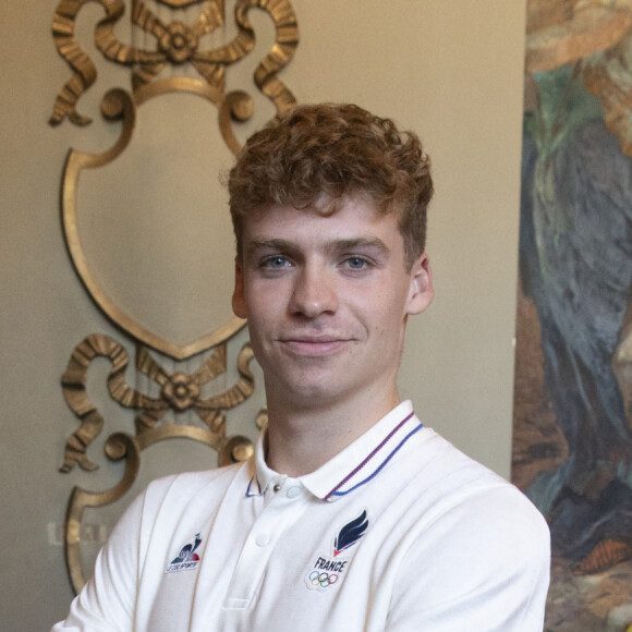 Léon Marchand - Les Toulousains ont accueilli avec ferveur les athlètes de la Ville rose et de ses alentours, après leur performance aux Jeux Olympiques de Paris 2024 sur la place du Capitole le 18 septembre 2024. © Frédéric Maligne/Bestimage